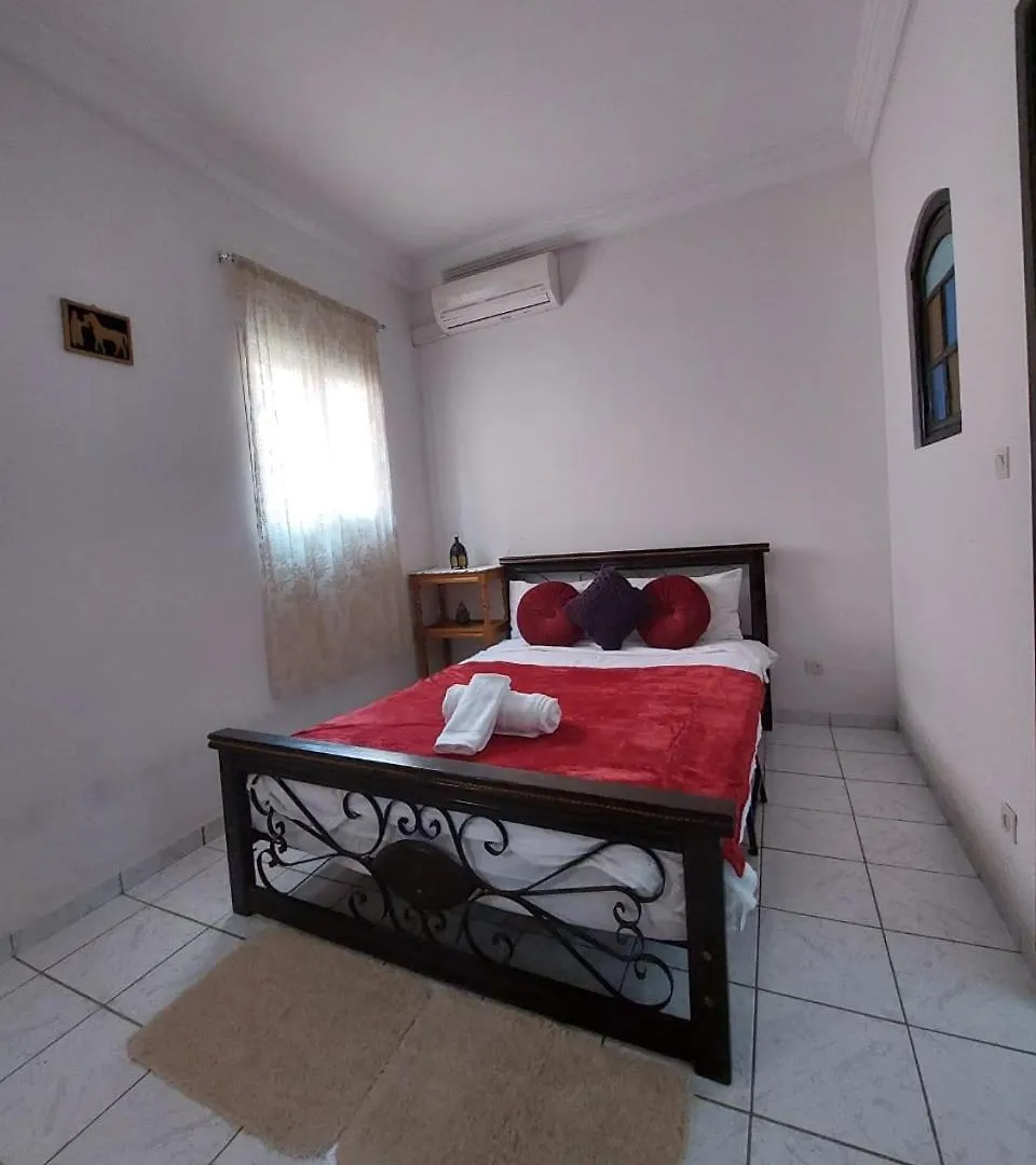 Riad Al Nakhil Marrakesh 0*,
